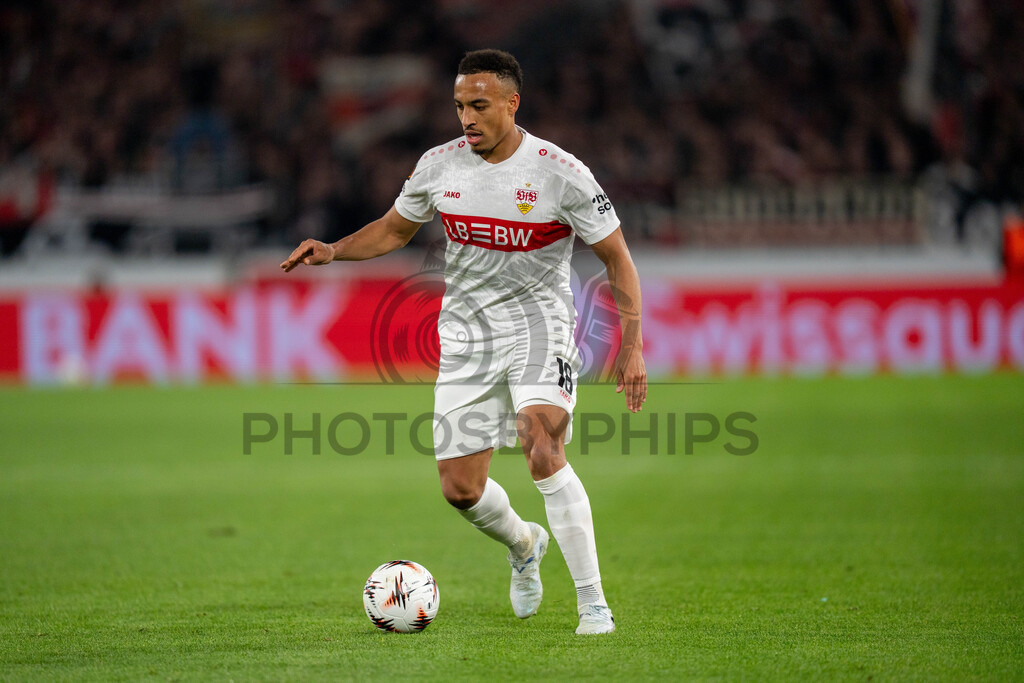 VfB Stuttgart vs. FC Porto, Fussball, Europa League, Achtelfinale, Hinspiel, 12.03.2026 | Jamie Leweling (VfB Stuttgart, #18) am Ball,VfB Stuttgart vs. FC Porto, Fussball, Europa League, Achtelfinale, Hinspiel, 12.03.2026Foto: photosbyphips/Philip Ziegler
