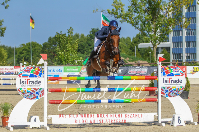 Gut Blee25_Zwei Phasen Springprfg S_0093 | Turniersportfotografie; Pferdefotografie; Dressurfotografie