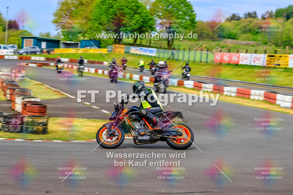 _OTO3371 | Hier findet Ihr Bilder von Touristenfahrten auf der Nürburgring Nordschleife oder von anderen Veranstaltungen die ich besucht habe. Viel Spass beim Durch Schauen 