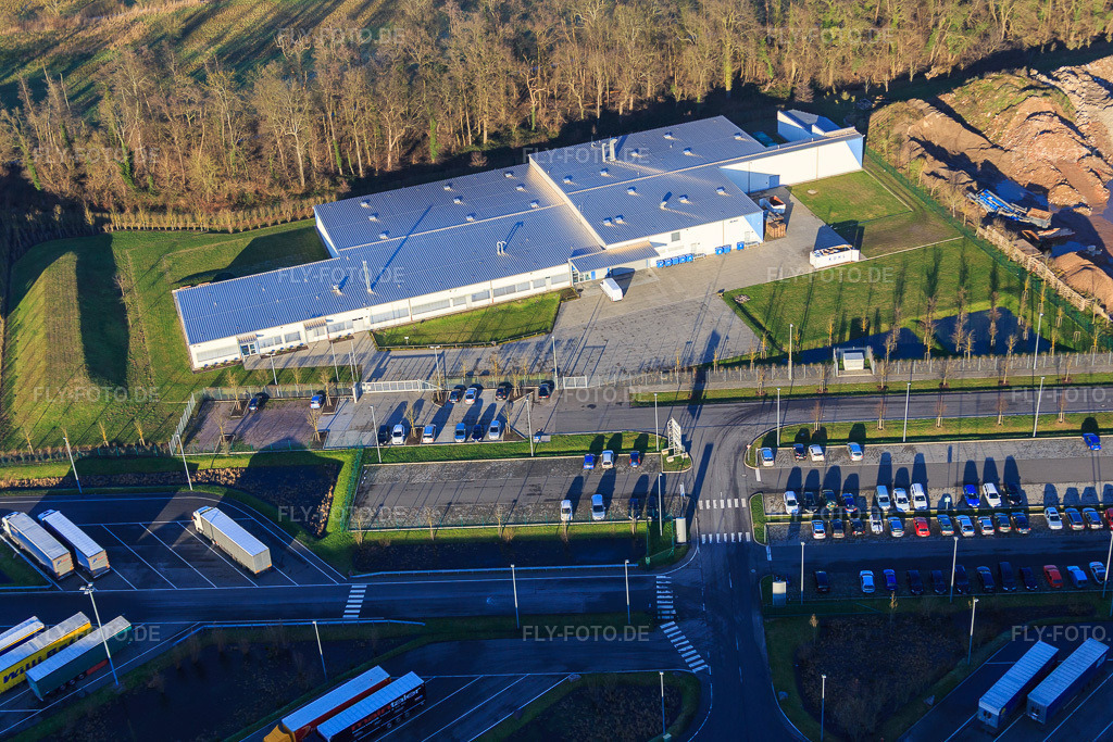 Luftbild: Gewerbegebiet Horst, Alfa Aesar GmbH im Ortsteil Minderslachen in Kandel im Bundesland Rheinland-Pfalz in Deutschland. Foto: IMG_076521.jpg vom 05.01.2015 durch Werner Riehm/FLY-FOTO.de