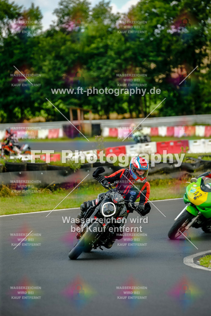 VBK-5016 | Hier findet Ihr Bilder von Touristenfahrten auf der Nürburgring Nordschleife oder von anderen Veranstaltungen die ich besucht habe. Viel Spass beim Durch Schauen 