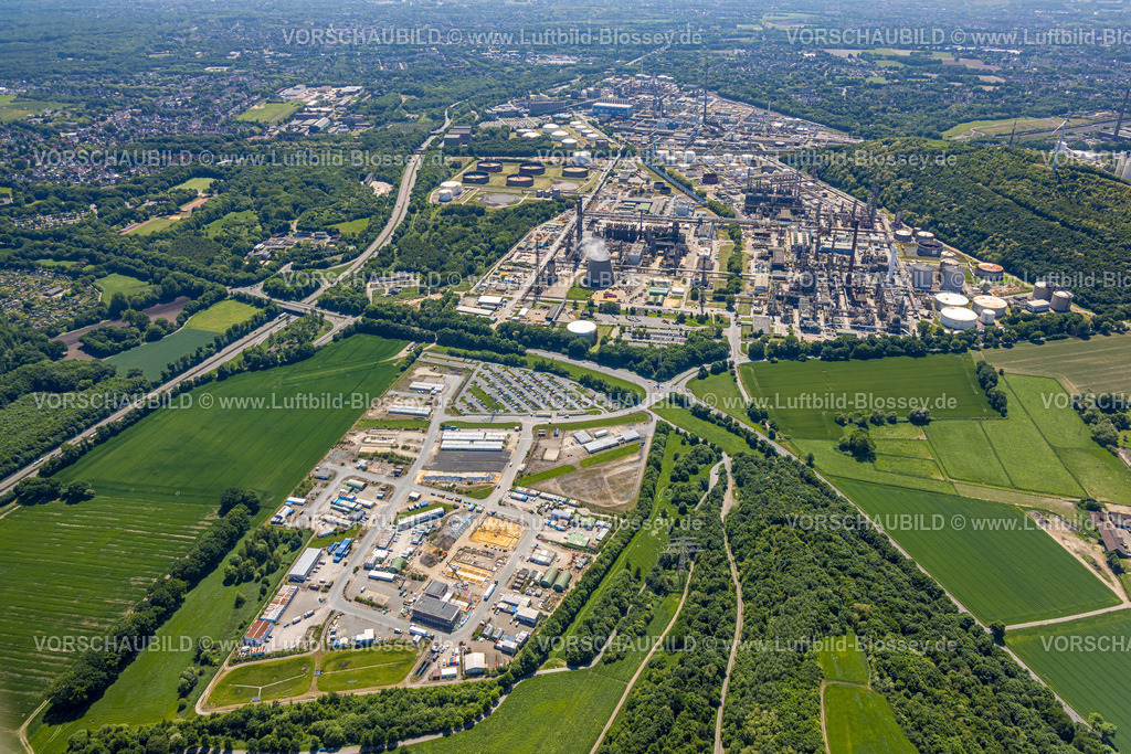 Gelsenkirchen250506692 | Luftbild, Ruhr Oel Raffinerie Scholven mit BP Scholven Norderweiterung, Scholven, Gelsenkirchen, Ruhrgebiet, Nordrhein-Westfalen, Deutschland