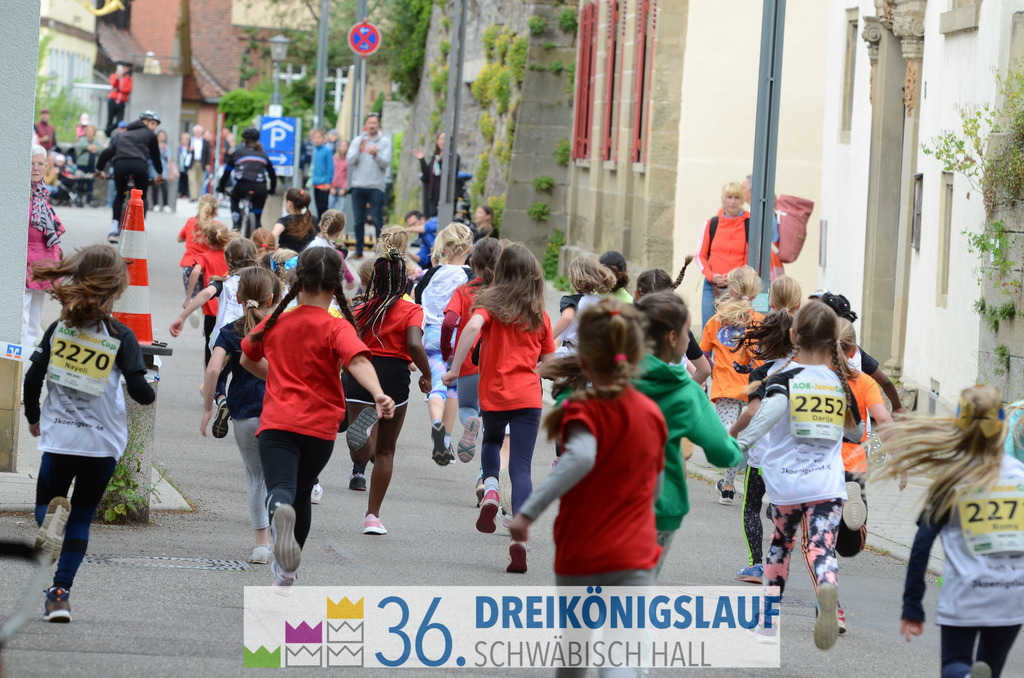 AOK Junior Cup 400m | 3Königslauf 2022 AOK Junior Cup 400m - Realisiert mit Pictrs.com