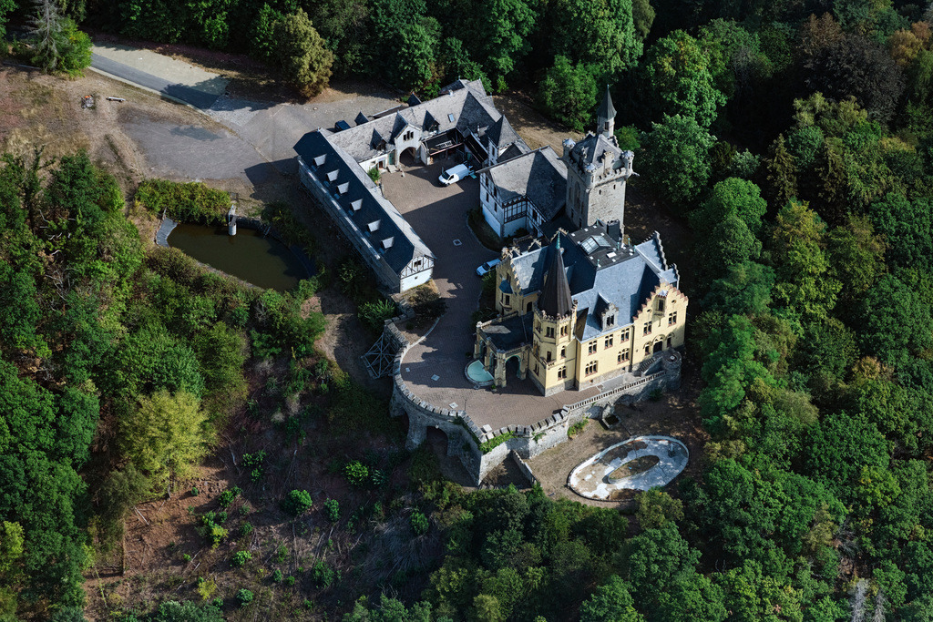 dr__0097919.jpg | BAD SOODEN-ALLENDORF 26.08.2022 Burganlage des Schloß Rothestein in Bad Sooden-Allendorf im Bundesland Hessen. 