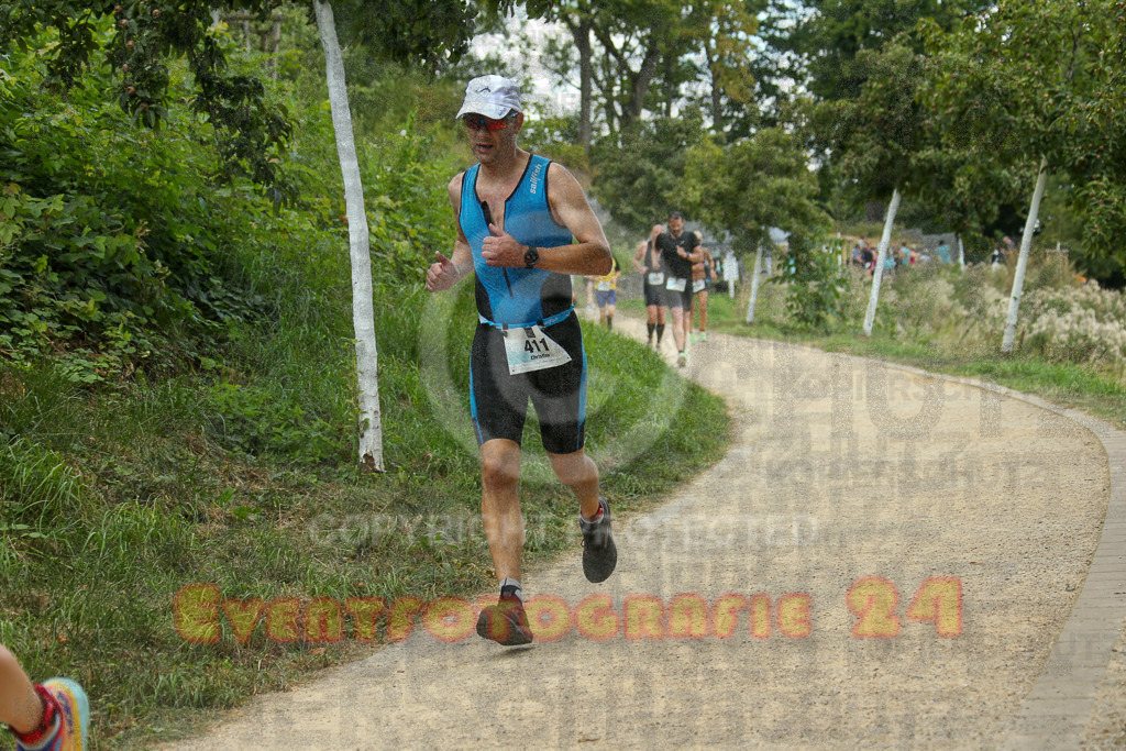 250824_1353_EX1_4106 | Sportfotografie im Rhein-Sieg Kreis, Köln, Bonn, NRW, Rheinland Pfalz, Hessen, etc. Unser Tätigkeitsfeld umfasst den Laufsport vom Volkslauf über den Marathon, Duathlon, Triathon bis zum Ultralauf wie Kölnpfad Ultra oder Schindertrail.
