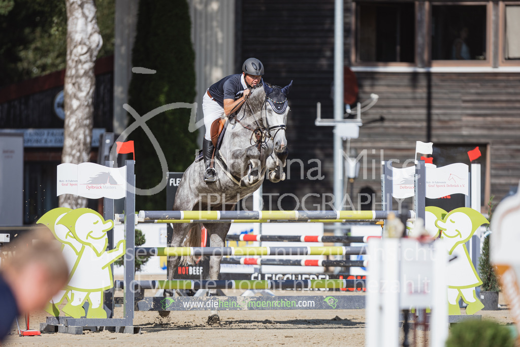 220824_Delbrueck_Stil-M1-248 | Deine schönsten Turniermomente als professionelle Fotos! Entdecke hochwertige Pferdesport-Fotografie im Online-Shop. Jetzt Fotos finden & bestellen!