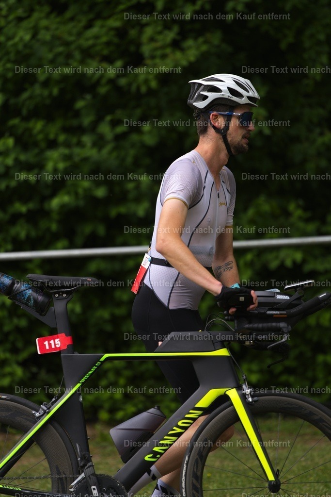 triathlon_wuerzburg_r_2026_06_14-466 | Shop für Fotos von Sportevents z.B. Obstacle Course Racing, OCR, Triathlon, Trail Run und MTB - Realisiert mit Pictrs.com