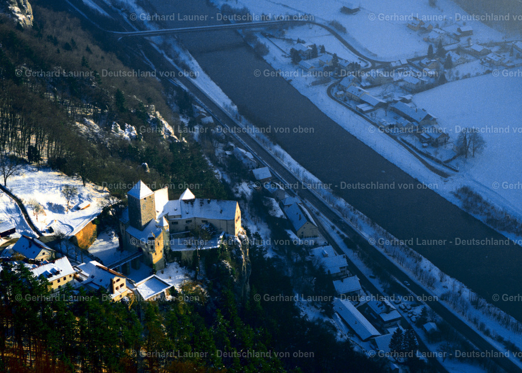 9300326 | Online-Shop für Luftbilder aus Deutschland. Seit über 45 Jahren baut Gerhard Launer das Luftbildarchiv mit unterschiedlichsten Themen stetig weiter aus.