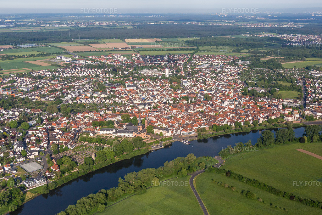 Luftbild: Fluss- Uferbereichen des Main in Seligenstadt im Bundesland Hessen in Deutschland. Foto: IMG_088746.jpg vom 20.05.2016 durch Werner Riehm/FLY-FOTO.de