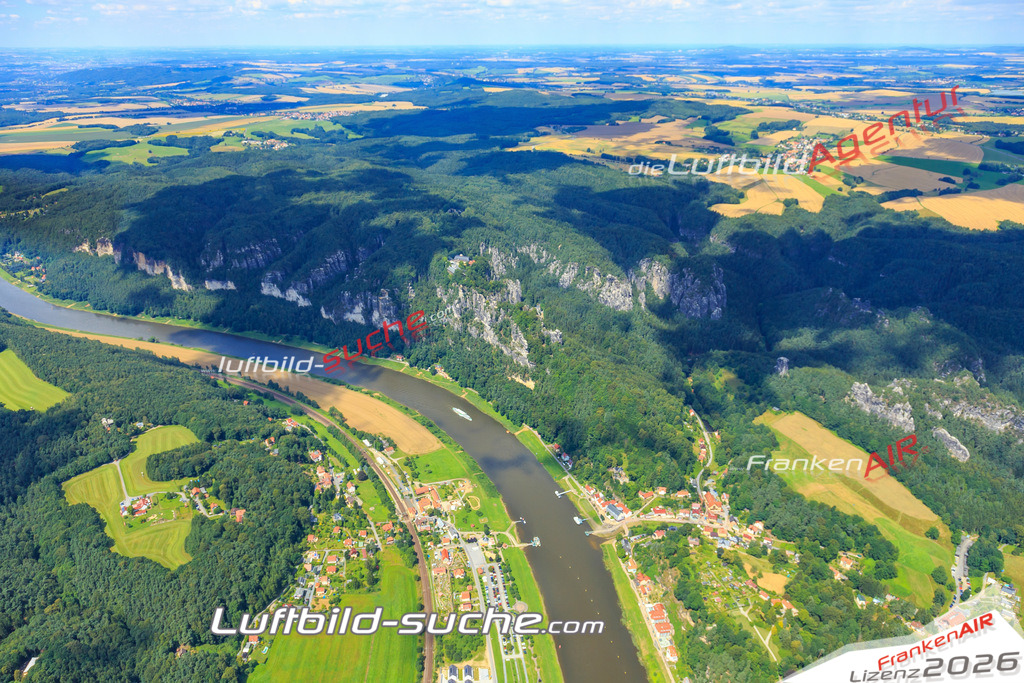 Luftbild von Bastei Rathen - Luftaufnahme wurde 2016 von https://frankenair.de mittels Flugzeug (keine Drohne) erstellt - die Geschenkidee