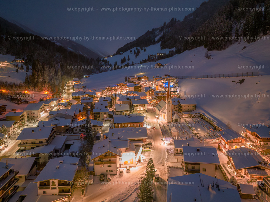 Lanersbach Winter Abends copyright  Thomas Pfister-19 | PHOTOGRAPHY BY THOMAS PFISTER