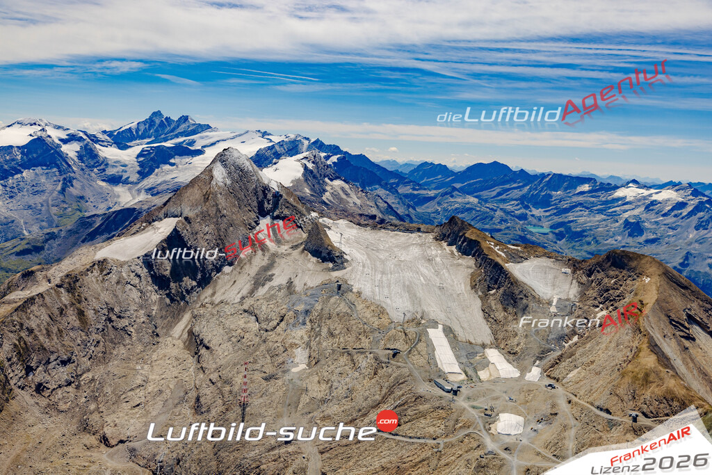 Luftaufnahme von Kitzsteinhorn Vs Google Maps- Die Luftaufnahme wurde 2025 vom UL-Flugzeug heraus erstellt ( keine Drohne ) - Hochauflösende Luftaufnahme - für professionelle Ausdrucke geeignet. Die Geschenkidee !Mit Lizenz und Bildrechte bestellbar