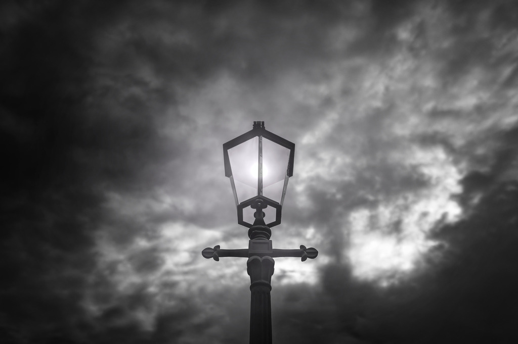 2023_11_26_HH-ST-PAULI_MCP5637 sw_02 | Hochwertig gedruckte Fotografien für die Wand, als Kalender und zum Verschenken. Hamburg & Norddeutschland und überall wo ich mit der Kamera unterwegs war.