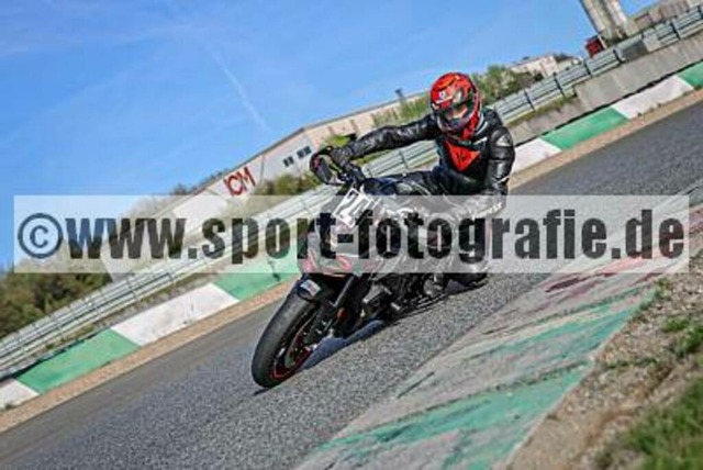 spof5454 | Professionelle Fotos von Sportveranstaltungen, aber auch Hochzeiten und anderen Events. - Realisiert mit Pictrs.com