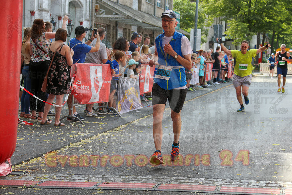 220625_1658_EX1_5604 | Sportfotografie im Rhein-Sieg Kreis, Köln, Bonn, NRW, Rheinland Pfalz, Hessen, etc. Unser Tätigkeitsfeld umfasst den Laufsport vom Volkslauf über den Marathon, Duathlon, Triathon bis zum Ultralauf wie Kölnpfad Ultra oder Schindertrail.