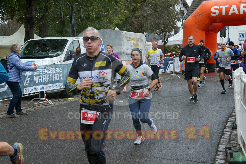 251130_1142_EX1_8356 | Sportfotografie im Rhein-Sieg Kreis, Köln, Bonn, NRW, Rheinland Pfalz, Hessen, etc. Unser Tätigkeitsfeld umfasst den Laufsport vom Volkslauf über den Marathon, Duathlon, Triathon bis zum Ultralauf wie Kölnpfad Ultra oder Schindertrail.
