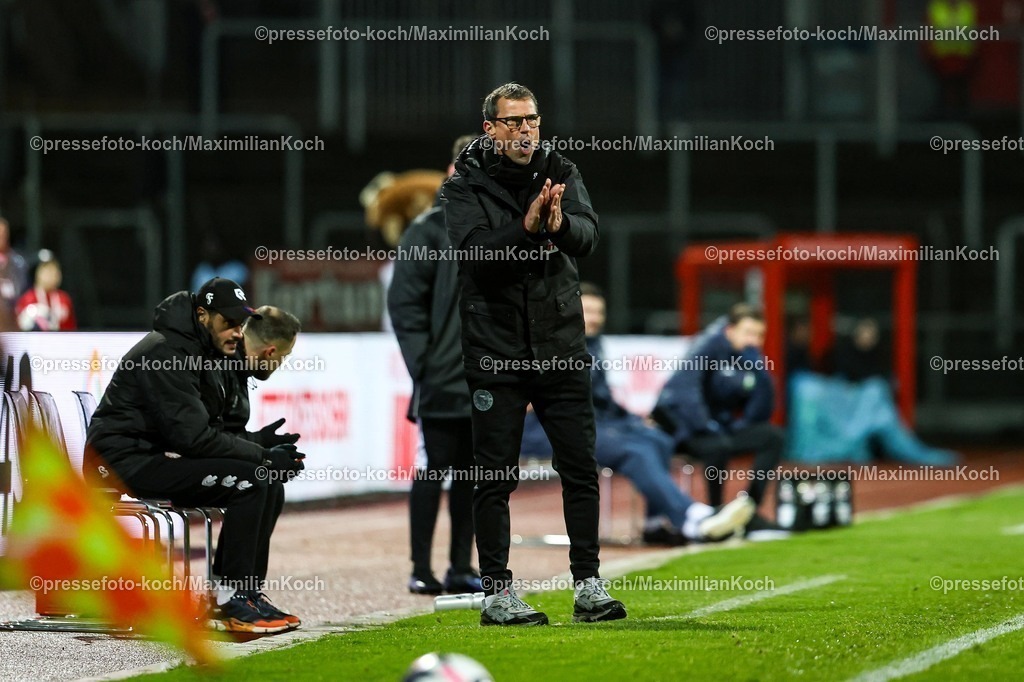 xKWIx13022601049 | 13.02.2026, xKWIx, Fußball, Regionalliga West, SC Fortuna Köln - FC Gütersloh, Südstadion: Matthias Mink (SC Fortuna Köln Cheftrainer) Photo: xKamilxWilkowskixPressefotoKochx
