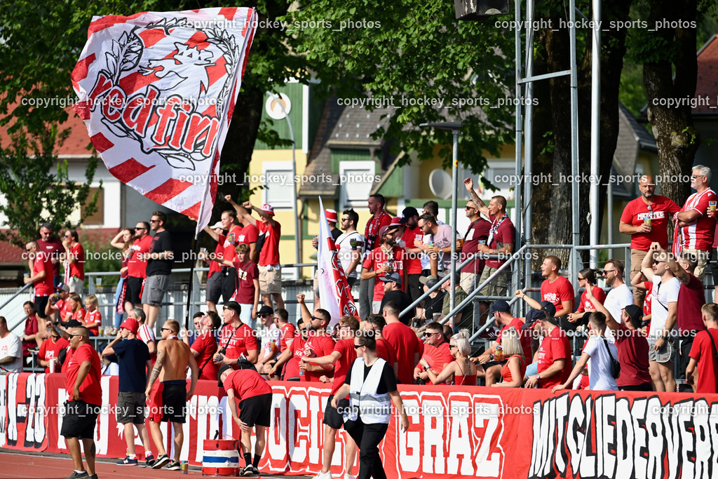 ATUS Velden vs. GAK | Besucher Stadion Lind, GAK Fans, ATUS Velden vs. GAK, ATUS Velden vs. GAK am 26.07.2024 in Villach (Stadion Lind), Austria, (Photo by Bernd Stefan)