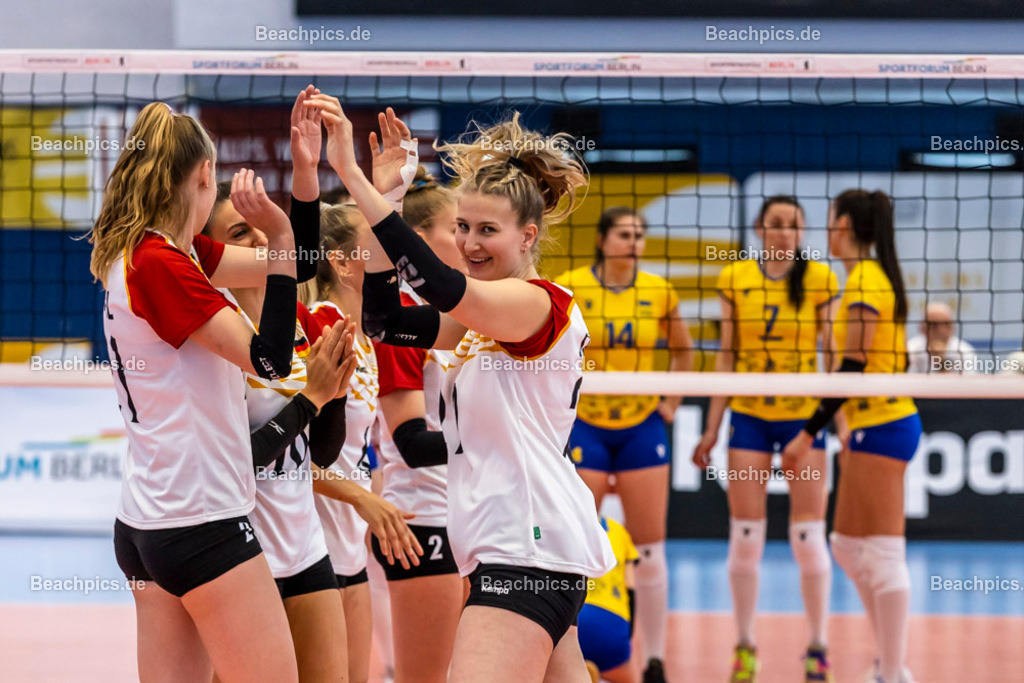 2023-00070845-Freundschaftsspiel-Deutschland-Ukraine | Monique STRUBBE GER 20.05.2023; Berlin Foto: Gerold Rebsch - www.beachpics.de
