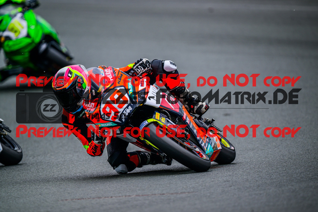 MaZZes_FotoMatrix_240531_6007705_2008 | SSP300