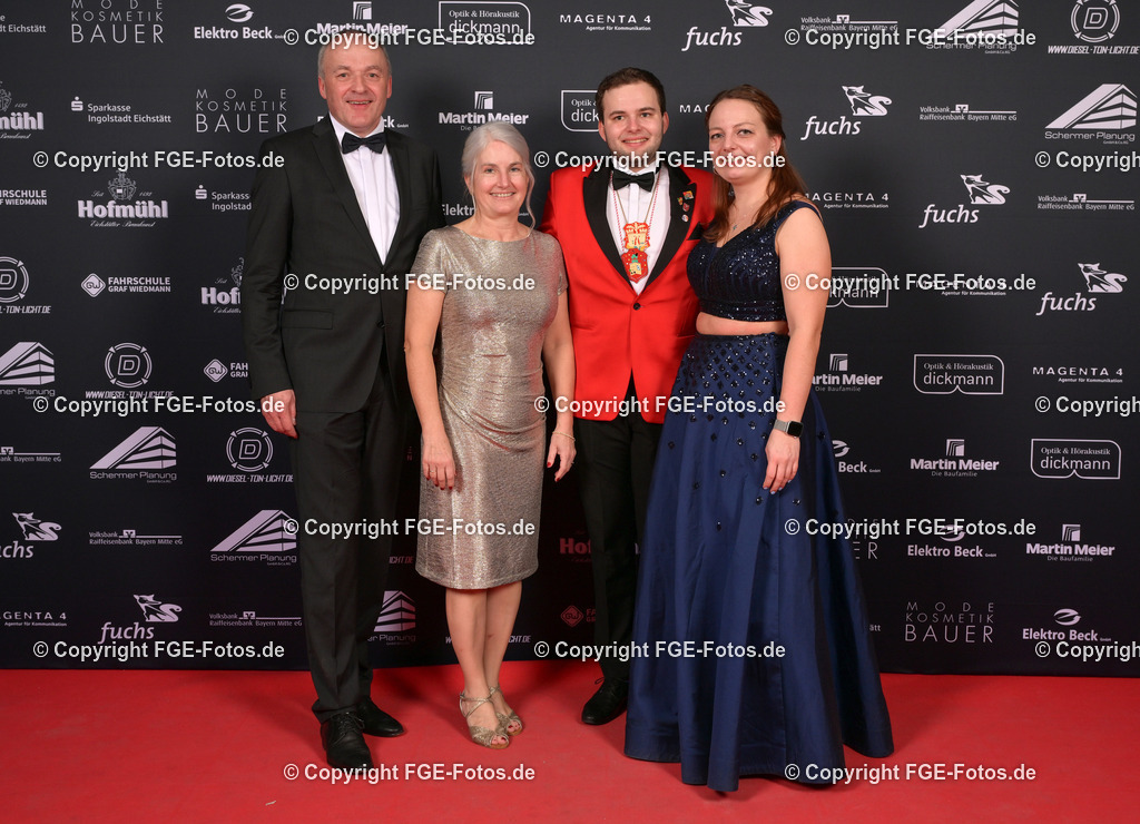 20250209-fge-hofball-0479 | Hofball der FGE am 09.02.2025 im Alten Stadttheater in Eichstätt. - Realisiert mit Pictrs.com