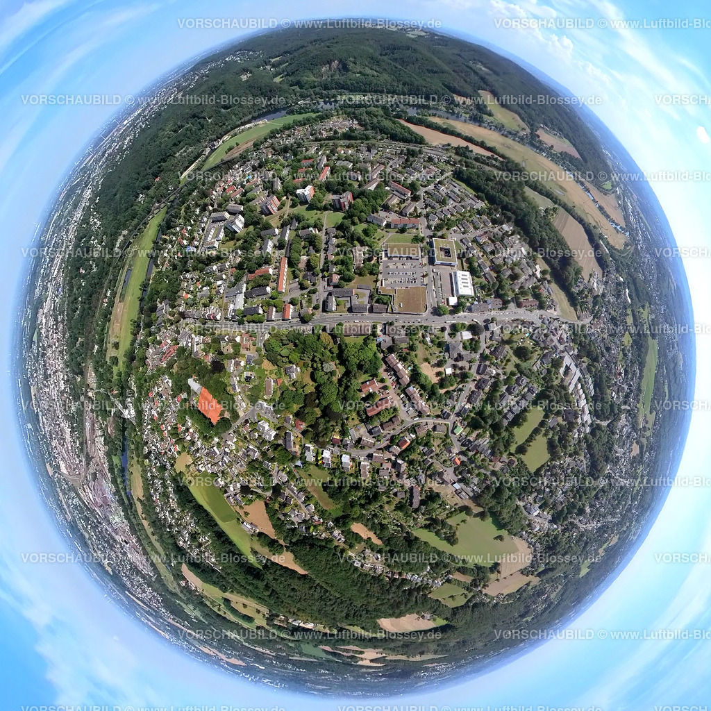 Witten20220823Bommern | Luftbild, Ortsansicht Bommern, Bommerfelder Ring mit Einkaufszentrum und Schule, Fisheye Aufnahme, Fischaugen Aufnahme, 360 Grad Aufnahme, Witten, Ruhrgebiet, Nordrhein-Westfalen, Deutschland