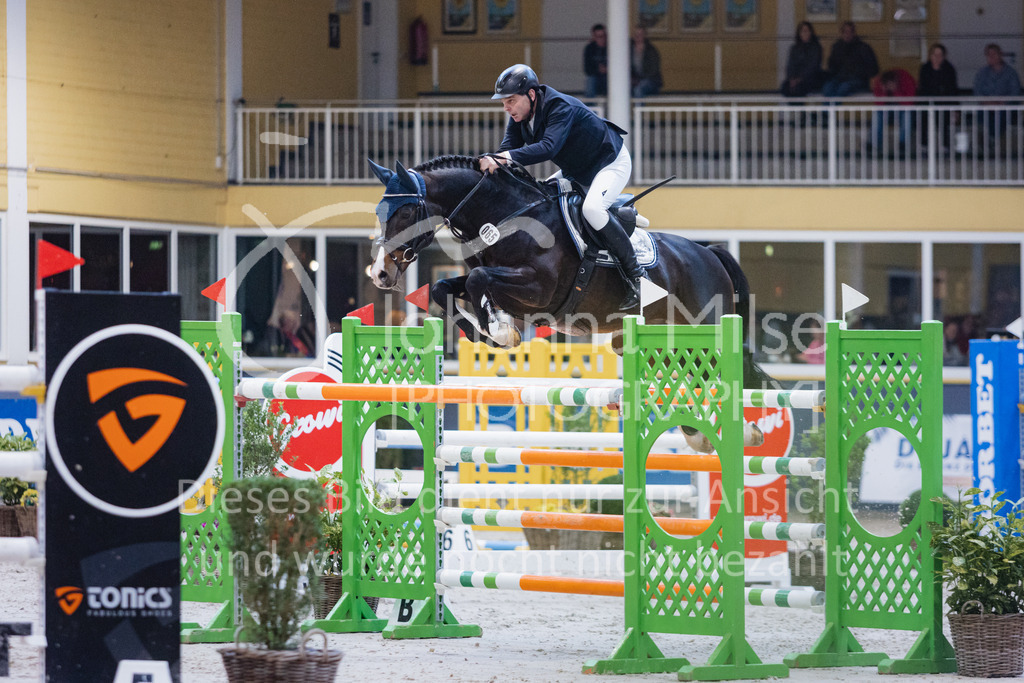 221023_Warstein_GroßerPreis-517 | Deine schönsten Turniermomente als professionelle Fotos! Entdecke hochwertige Pferdesport-Fotografie im Online-Shop. Jetzt Fotos finden & bestellen!