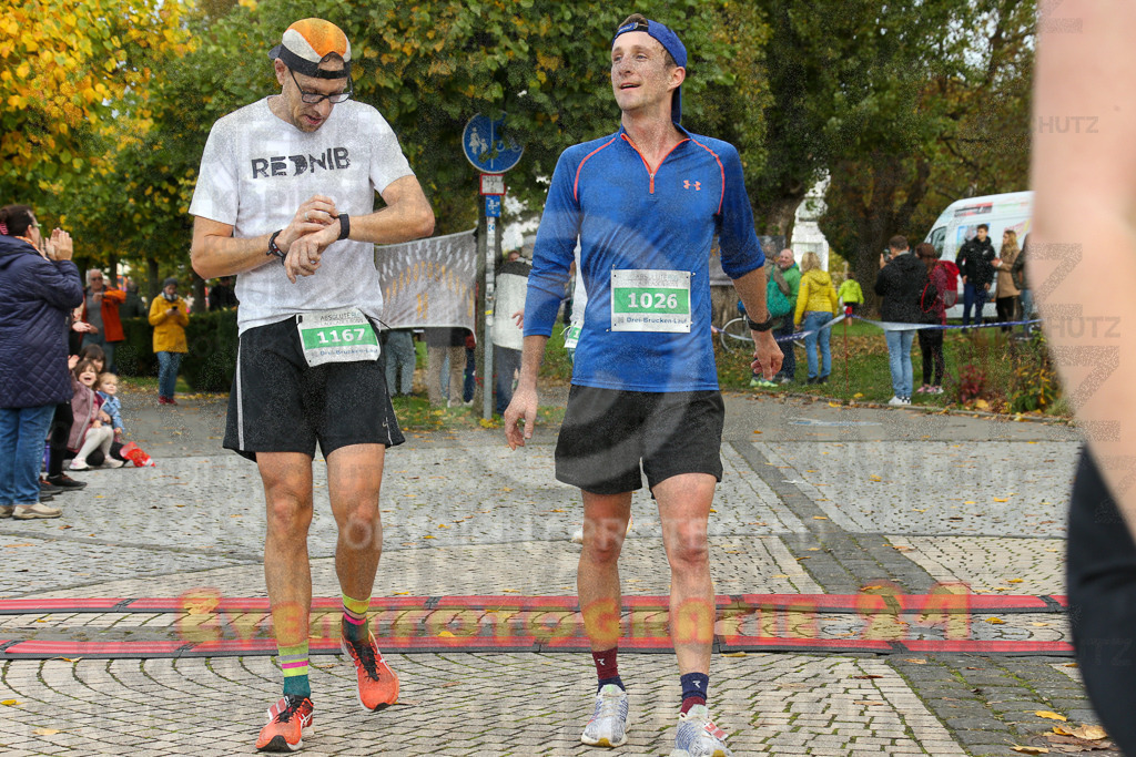 241020_1057_EX1_0451 | Sportfotografie im Rhein-Sieg Kreis, Köln, Bonn, NRW, Rheinland Pfalz, Hessen, etc. Unser Tätigkeitsfeld umfasst den Laufsport vom Volkslauf über den Marathon, Duathlon, Triathon bis zum Ultralauf wie Kölnpfad Ultra oder Schindertrail.
