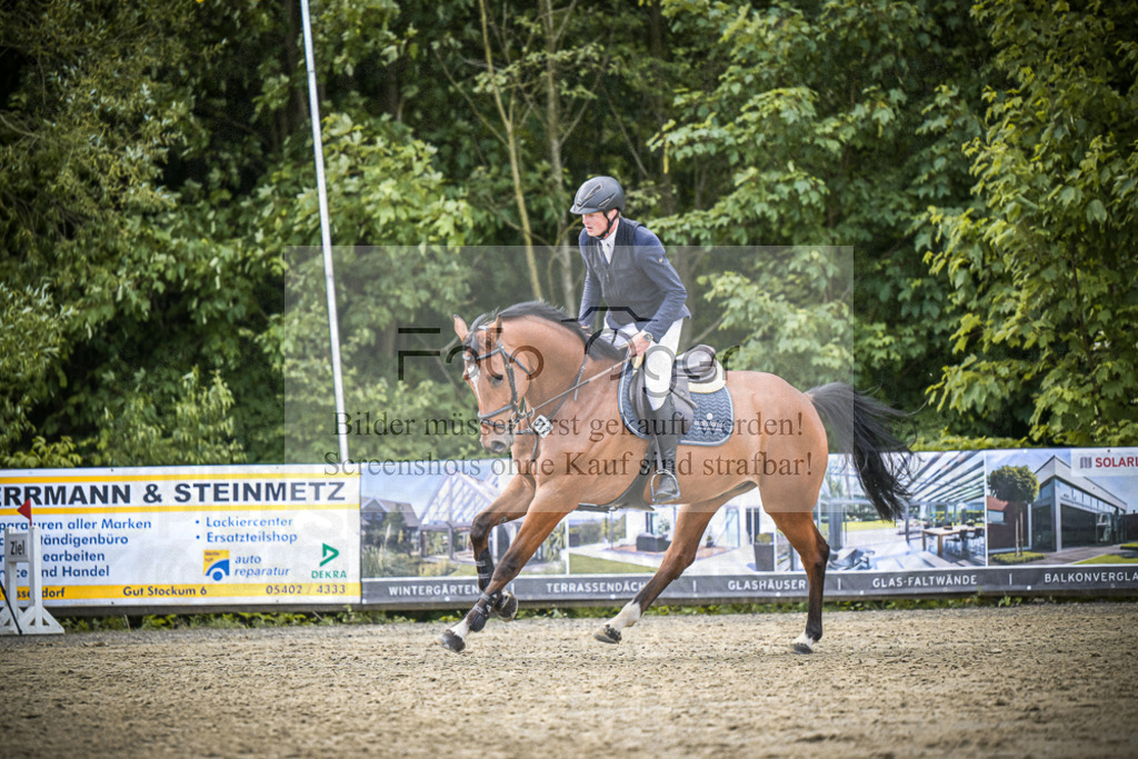 DOS_0263 | Entdecke hochwertige Reitturnierfotos von Foto Oger. Professionell, emotional und authentisch – jetzt Lieblingsmomente im Shop bestellen.Deutschlandweite Turnierfotografie. - Realisiert mit Pictrs.com