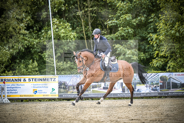 DOS_0263 | Entdecke hochwertige Reitturnierfotos von Foto Oger. Professionell, emotional und authentisch – jetzt Lieblingsmomente im Shop bestellen. - Realized with Pictrs.com