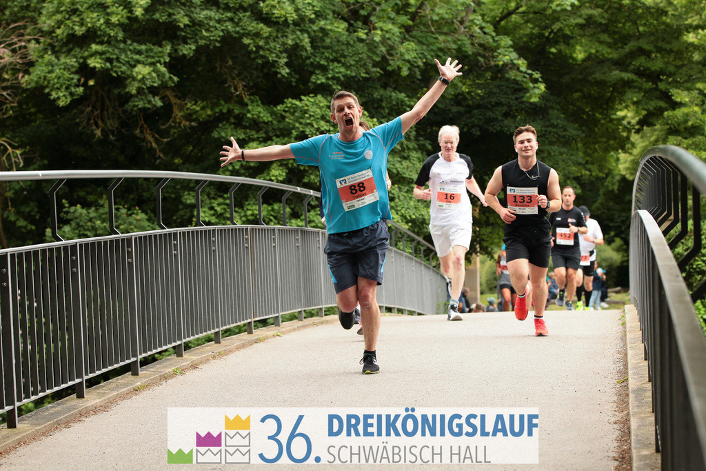 VR Bank Hauptlauf 10km | 3königslauf 2022 VR Bank Hauptlauf - Realisiert mit Pictrs.com