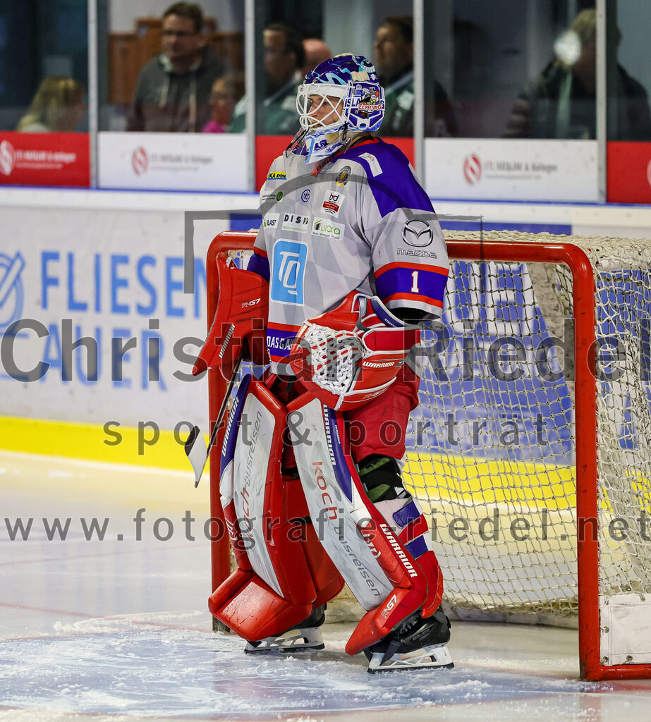 2025-09-14_079_TSV_Erding_gegen_EC_Peiting | Erding, Deutschland, 14.09.2025:Eishockey, Oberliga Süd 2025 / 2026, Testspiel, TSV Erding gegen EC Peiting, Endergebnis: 2:3Foto: Christian Riedel / fotografie-riedel.net