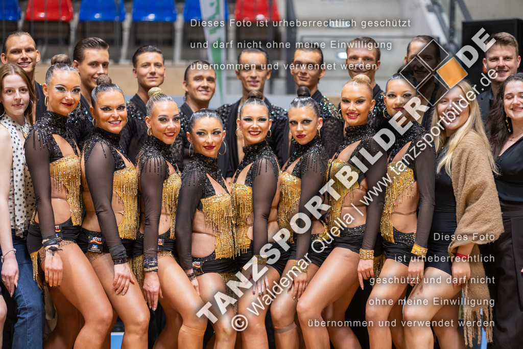 20260328-04227 | Hier finden Sie Tanz Bilder vom Latein und Standard Formationen tanzen. Sportbilder vom Tanzsport. Schöne Fotos und von Weltmeisterschaft, Europameisterschaft, Bundesliga, Regionalliga, Oberliga und Landesliga sowie von GOC Stuttgart, DanceComp, WM Bremen