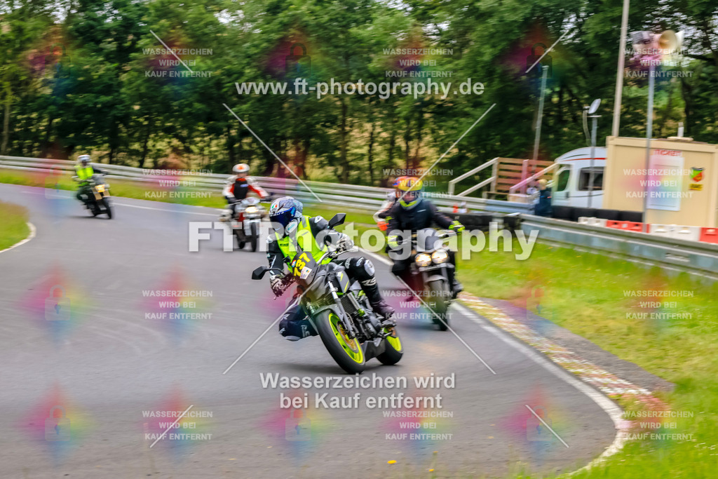 VBK-7472 | Hier findet Ihr Bilder von Touristenfahrten auf der Nürburgring Nordschleife oder von anderen Veranstaltungen die ich besucht habe. Viel Spass beim Durch Schauen 