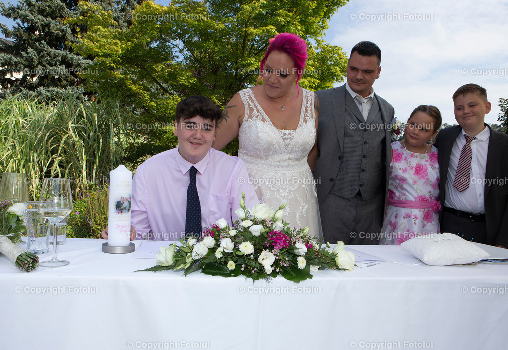 KERSTINFREDYHOCHZEIT_260822_131 | bilder, linz, photo, foto, fussball, sport, fotolui, bundesliga