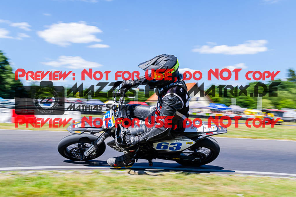 MaZZes_FotoMatrix_220702_1741 | S3