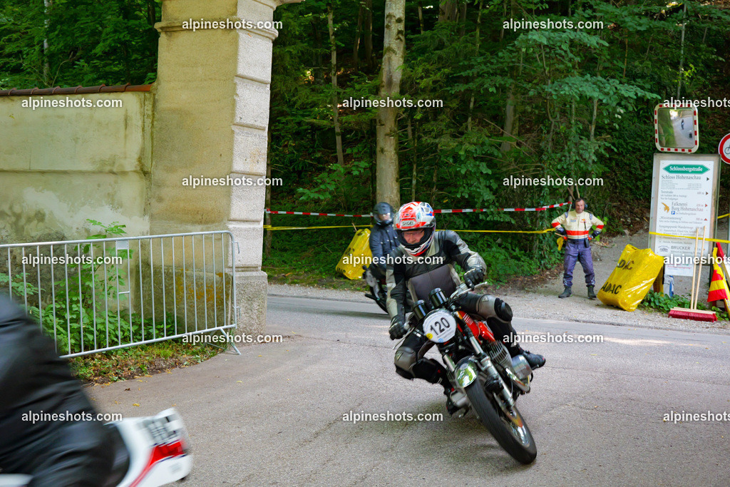 P1014934 | Erleben Sie atemberaubende, hochqualitative Fotos Ihrer Fahrt entlang der malerischen Alpenstraßen. Besuchen Sie alpineshots.com, um professionelle Aufnahmen Ihrer unvergesslichen Reise zu finden und zu kaufen - Realisiert mit Pictrs.com