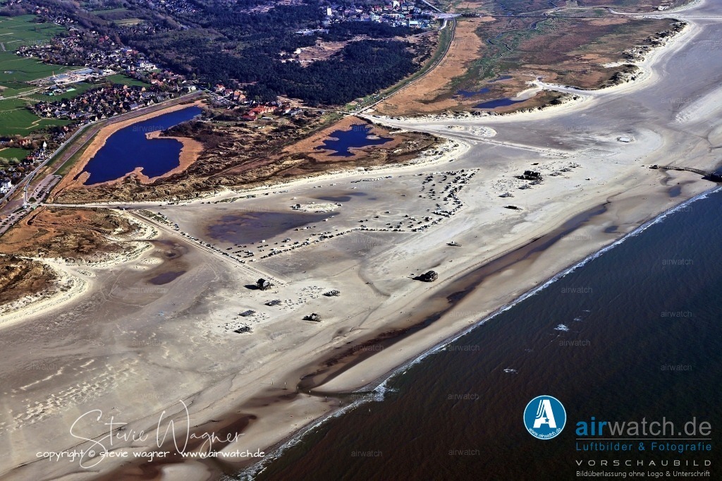 Halligen-Inseln-Weltnaturerbe-Wattenmeer-04-2023-airwatch-wagner-240A0488 | Entdecken Sie atemberaubende Luftbilder und Fotografien auf airwatch.de - Tauchen Sie ein in eine Welt voller faszinierender Aufnahmen aus der Vogelperspektive.