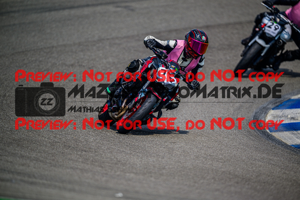 MaZZes_Fotomatrix_20250609_6007705_7128-2 | INST