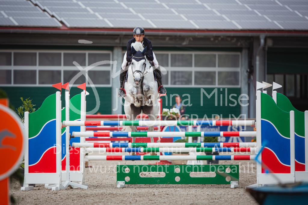 220705_Mühlen_M-Spr-721 | Late Entry Mühlen
05.07.2022
Springprüfung Kl.M*
6-8jährige Pferde
