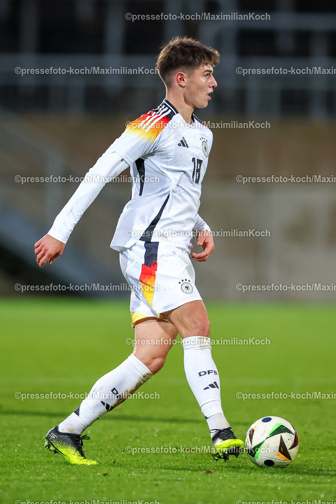 WUP14102402134 | 14.10.2024, Fußball, U20 Länderspiel Deutschland - Ghana, Stadion am Zoo, Wuppertal, Saison 2024 2025: Mert Kömür (GER #18)