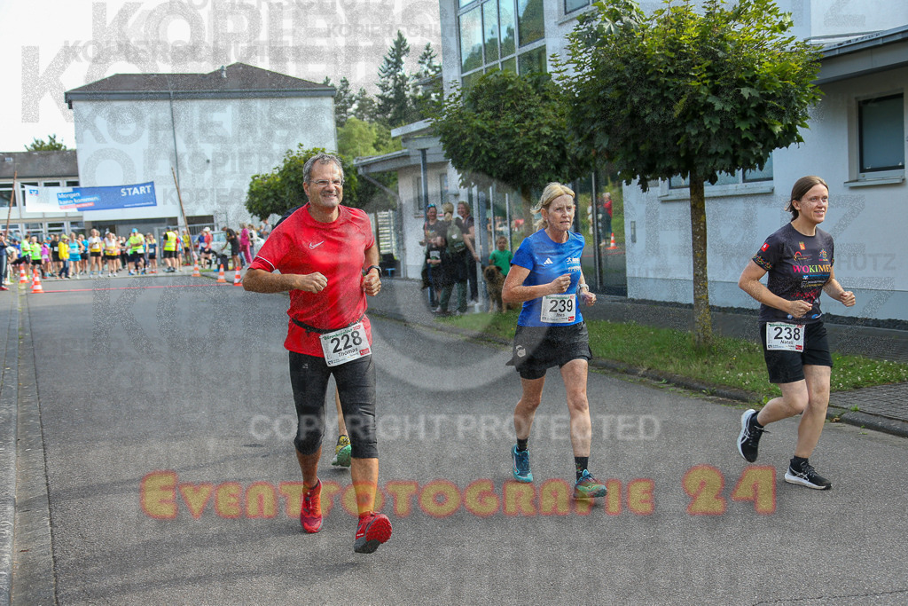 250801_1811_EX1_6467 | Sportfotografie im Rhein-Sieg Kreis, Köln, Bonn, NRW, Rheinland Pfalz, Hessen, etc. Unser Tätigkeitsfeld umfasst den Laufsport vom Volkslauf über den Marathon, Duathlon, Triathon bis zum Ultralauf wie Kölnpfad Ultra oder Schindertrail.