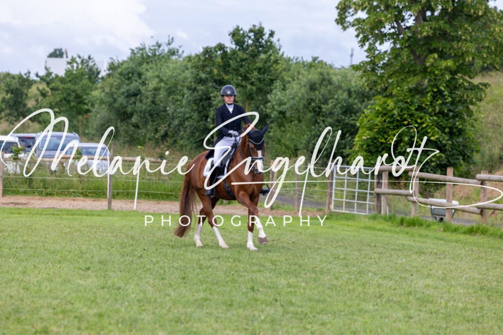 7I8A8303 | melanie-engelhardt-photography - Realisiert mit Pictrs.com