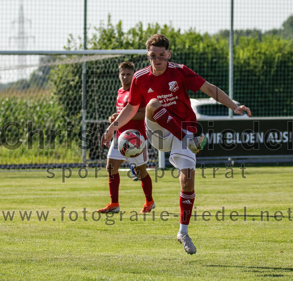 2023-08-20_100_TuS_Oberding_gegen_FC_Finsing_II | Oberding, Deutschland, 20.08.2023:
Fußball, Kreisklasse 2023 / 2024, 3. Spieltag, TuS Oberding gegen FC Finsing II, Endergebnis: 1:1

Dominik Scharnagl (FC Finsing, #11)

Foto: Christian Riedel / fotografie-riedel.net