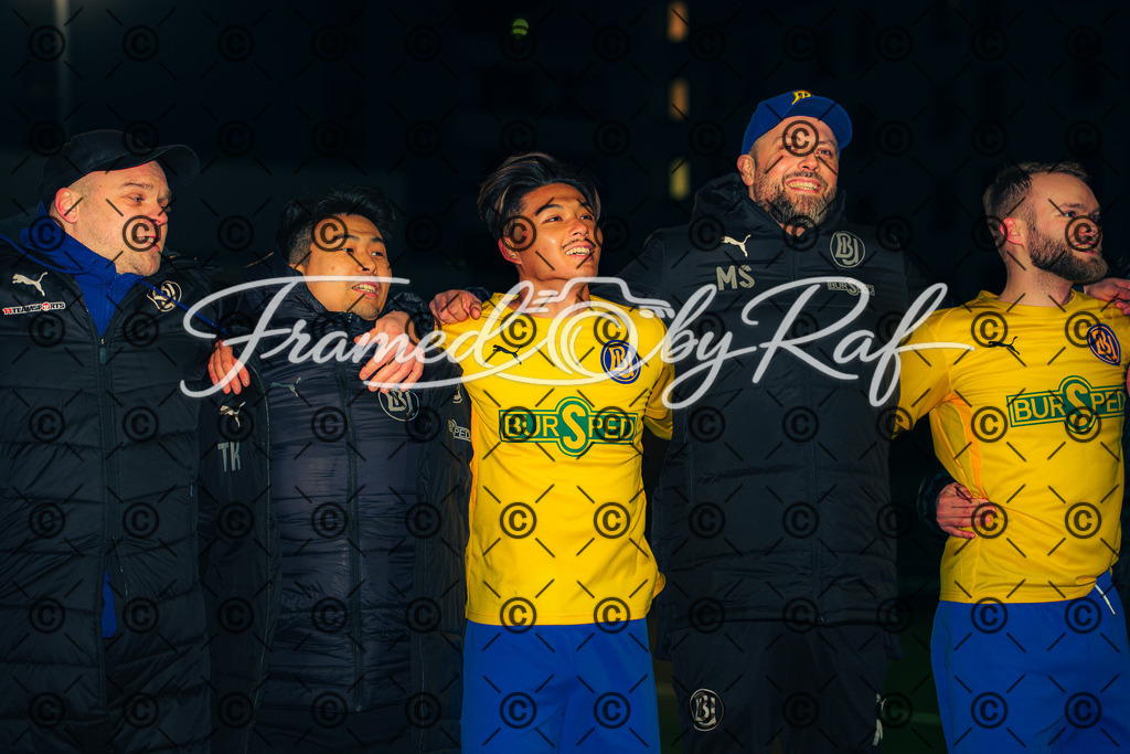 DSC03397 | Professioneller Online-Store für hochwertige Fotografie: Entdecke einzigartige Bilder aus Street, Events und Lifestyle. Sichere dir exklusive Prints und digitale Downloads in bester Qualität für dein Zuhause oder Projekte. - Realisiert mit Pictrs.com