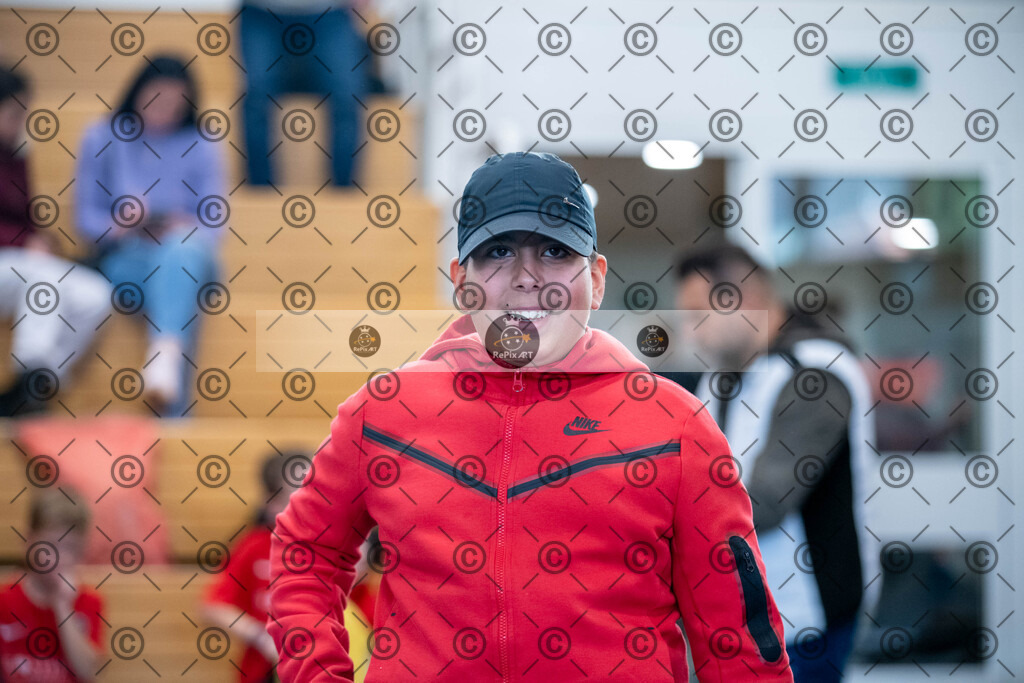 20231126_FCR_Hallenturnier_F3_061 | Sport und Naturfotografie von Roberto Esposito zeigt echte Momente Bewegung und die Schönheit der Natur. Ausdrucksstarke Bilder schaffen Emotionen.