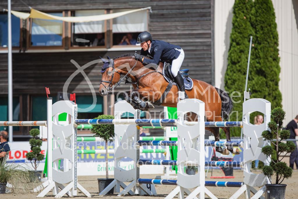 220828_Delbrueck_GrosserPreis-622 | Deine schönsten Turniermomente als professionelle Fotos! Entdecke hochwertige Pferdesport-Fotografie im Online-Shop. Jetzt Fotos finden & bestellen!