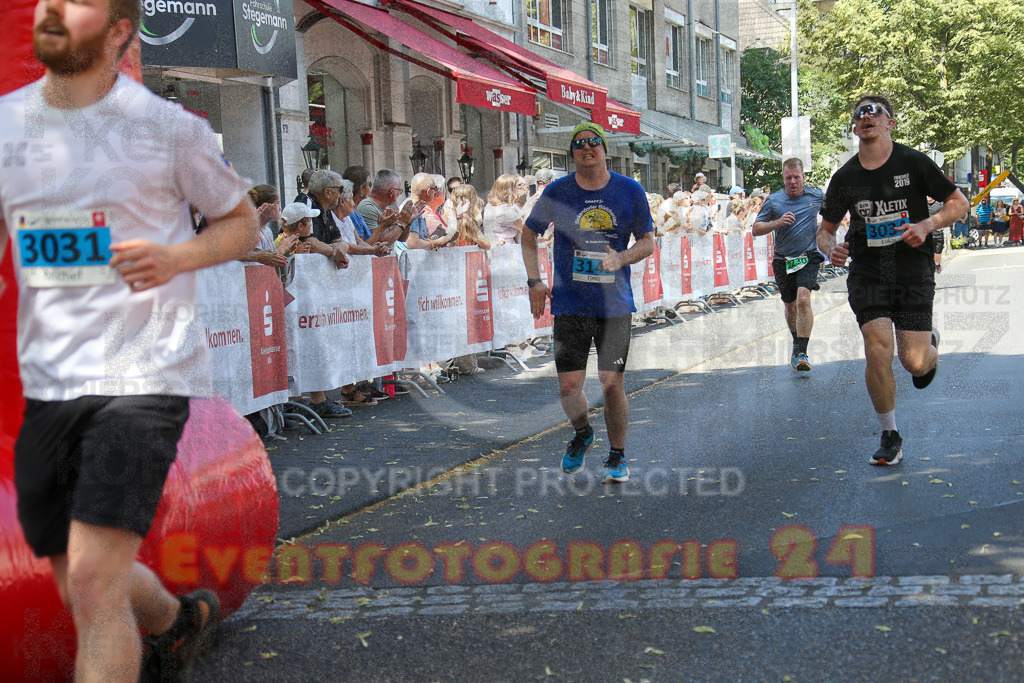 250621_1157_EX1_4409 | Sportfotografie im Rhein-Sieg Kreis, Köln, Bonn, NRW, Rheinland Pfalz, Hessen, etc. Unser Tätigkeitsfeld umfasst den Laufsport vom Volkslauf über den Marathon, Duathlon, Triathon bis zum Ultralauf wie Kölnpfad Ultra oder Schindertrail.