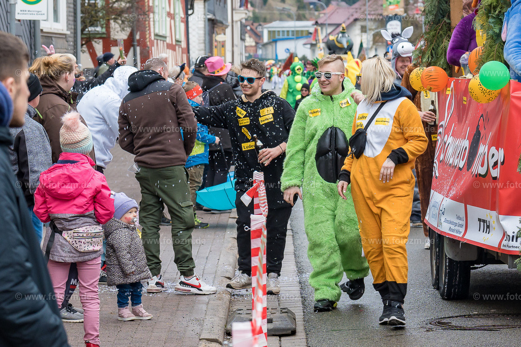 Festumzug_Benshausen_2023-0050 | Entdecken Sie die Schönheit von Veranstaltungen mit unserem Bildershop für professionelle Veranstaltungsfotos. Tauchen Sie ein in eine Welt voller lebendiger Bilder, die die Atmosphäre und die Emotionen von unvergesslichen Momenten einfangen. - Realisiert mit Pictrs.com