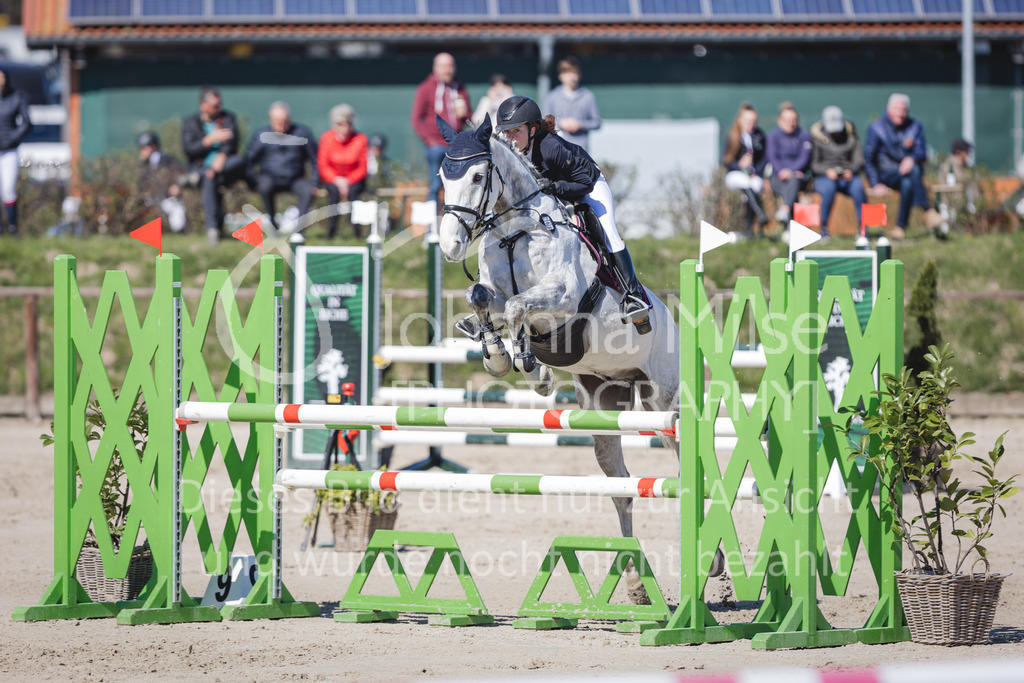 220416_4_L-Stil1-442 | Frühlingsfest der Pferde
Herford
16.April 2022
04/1 Stilspringprüfung Kl.L geschlossen 0-78 RLP